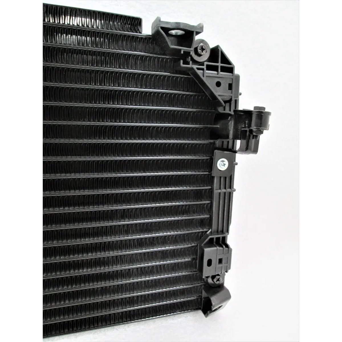 Condensador para Toyota Corolla e Corolla Wagon - Mahle Behr - AC 249 000S