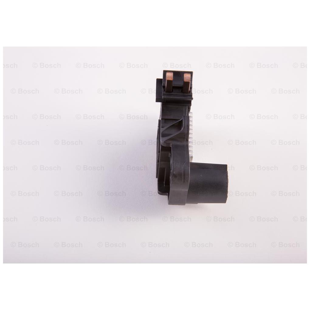 Regulador de Voltagem - Bosch - 0 272 220 733