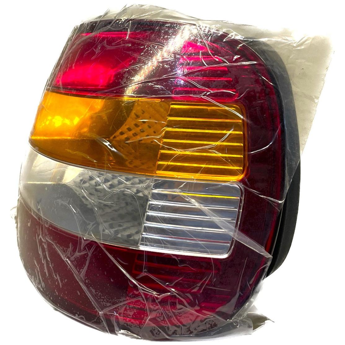 Lanterna Traseira Direita para Fiat Siena - Arteb - 0460370