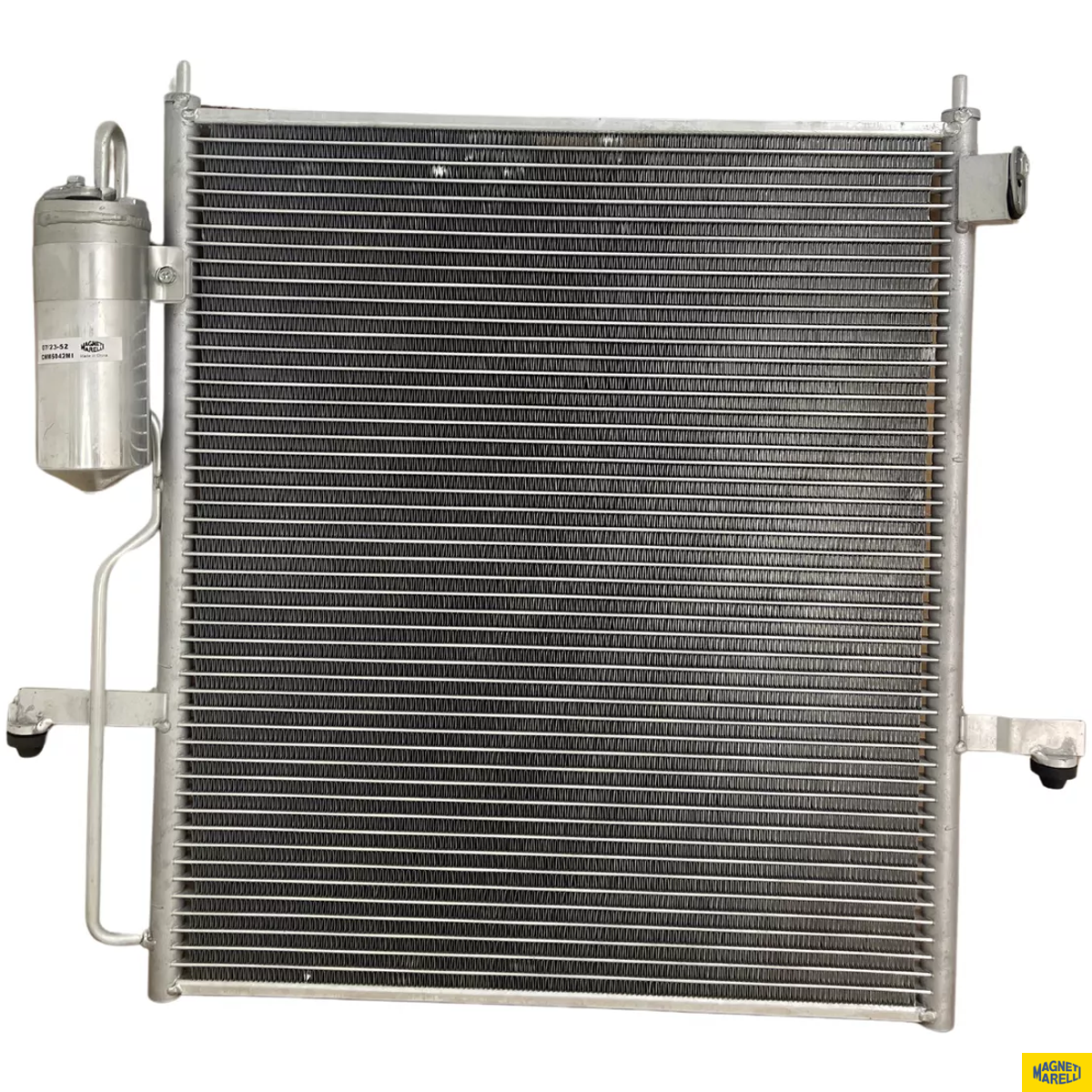 Condensador do Ar Condicionado para Mitsubishi L200 - Magneti Marelli - CMM5042MI