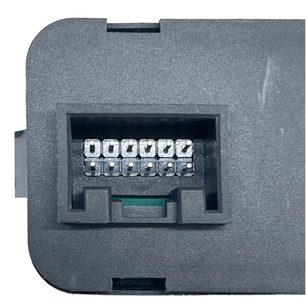 Interruptor do Vidro Dianteiro Direito 12V - Gauss - GE2432