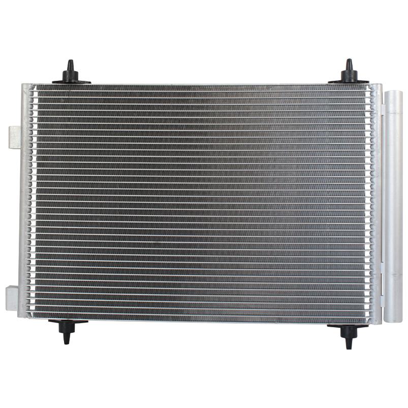 Condensador - Mahle Behr - AC 667 000S